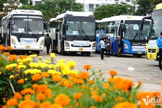 Danang workers to get Tet gifts and free bus tickets